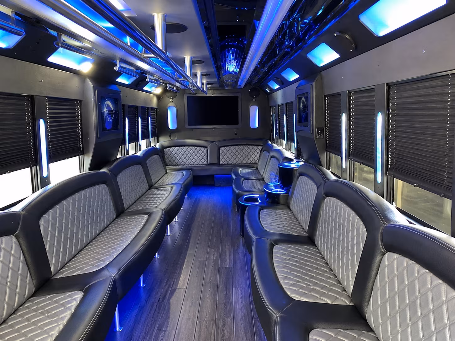 Rent a Bus to Mobile Regional Airport (MOB)