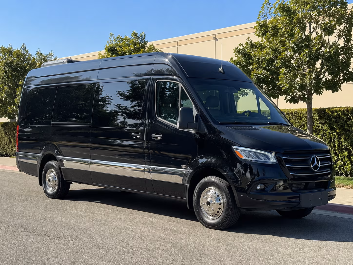 Mobile Airport Shuttle & Transportation onboard seating