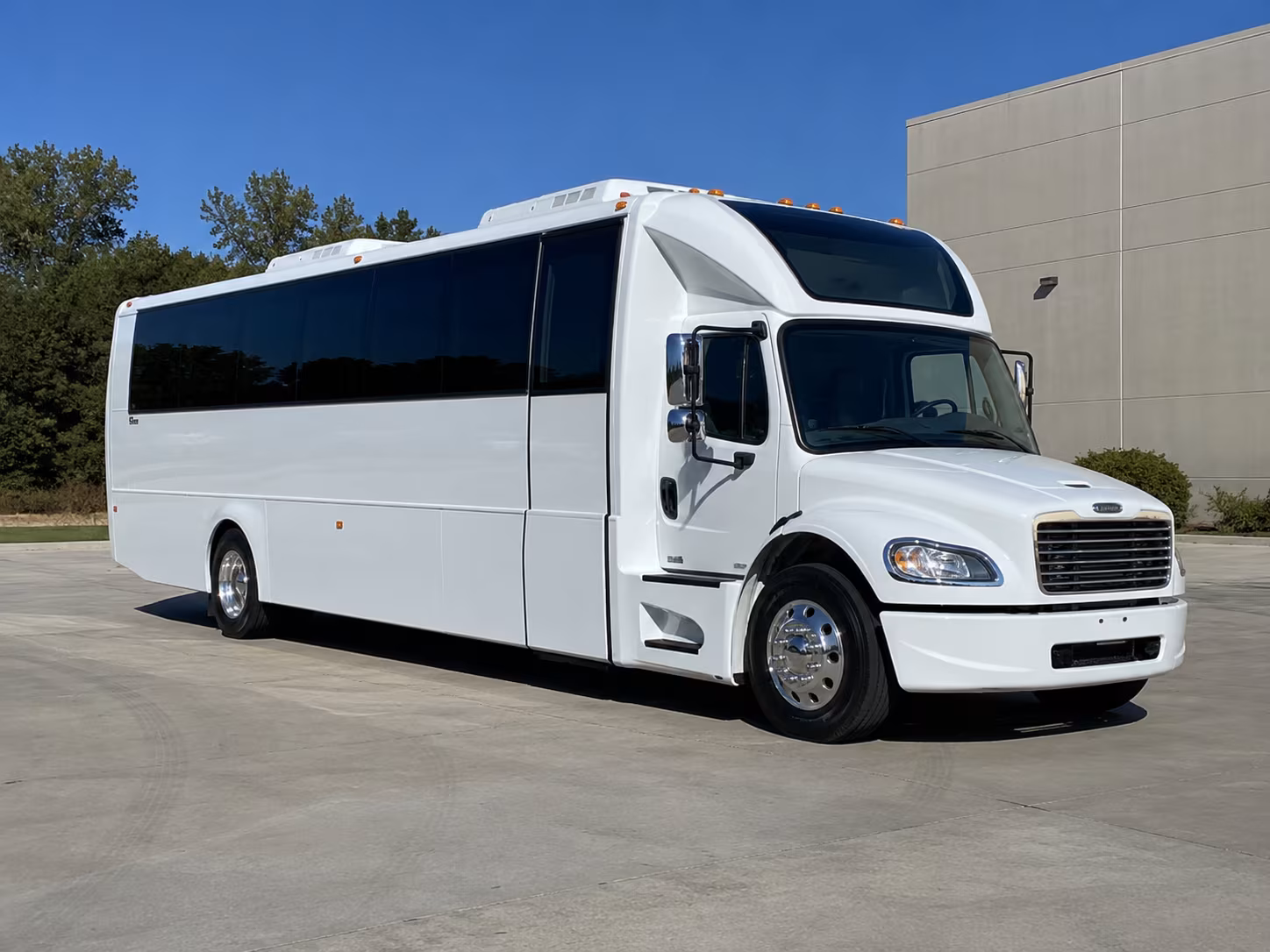 Mobile Winery Tour & Pub Crawl Transportation onboard seating