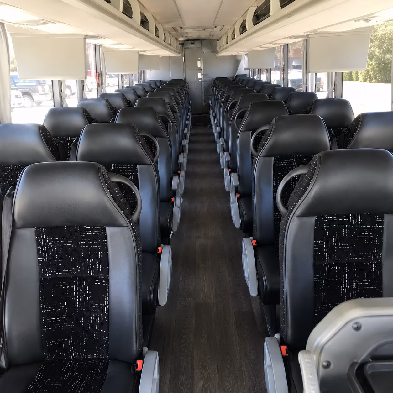 New Orleans Airport Shuttles & Transportation
