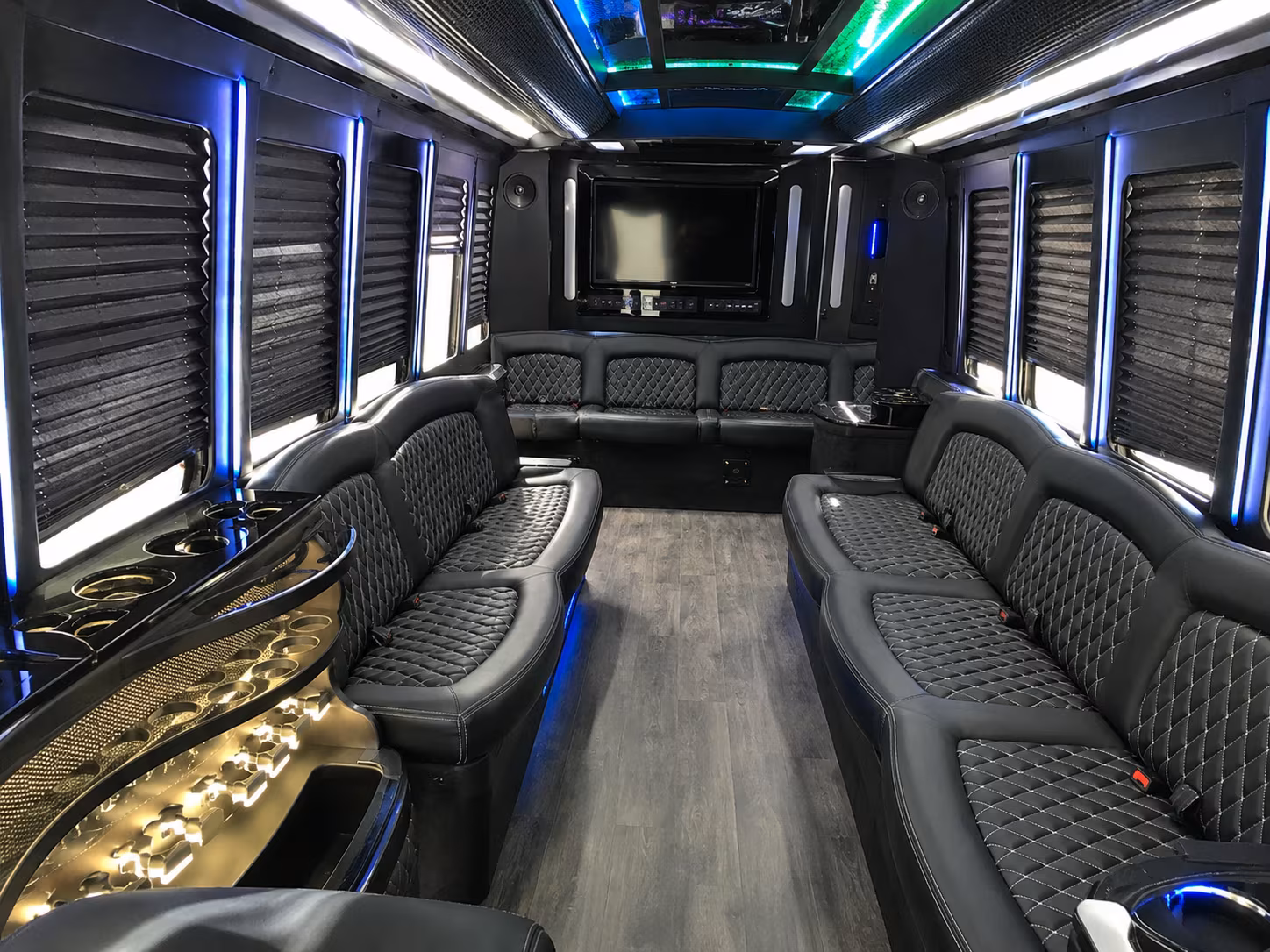 New Orleans Homecoming & Prom Party Bus Rentals